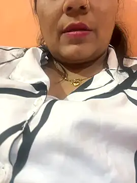 Snapshot of hot_bhabhi69 chatting on 10-13-25, 06:35 hot bhabhi69 online show from 10-13-25, 06:35