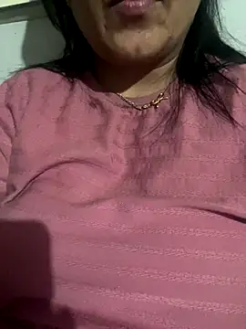 Snapshot of hot_bhabhi69 chatting on 10-24-25, 06:26 hot bhabhi69 online show from 10-24-25, 06:26