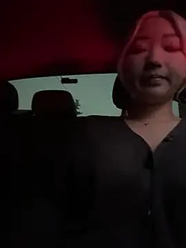 Snapshot of winter11 chatting on 09-14-25, 09:52 winter11 online show from 09-14-25, 09:52