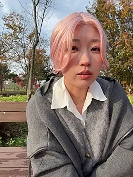 Snapshot of winter11 chatting on 11-07-25, 12:10 winter11 online show from 11-07-25, 12:10