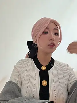 Snapshot of winter11 chatting on 03-15-26, 01:33 winter11 online show from 03-15-26, 01:33