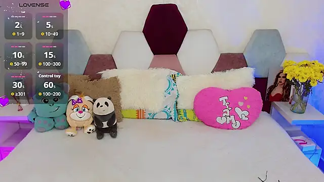 kushina uzumaki75 online show from 09-27-25, 04:28