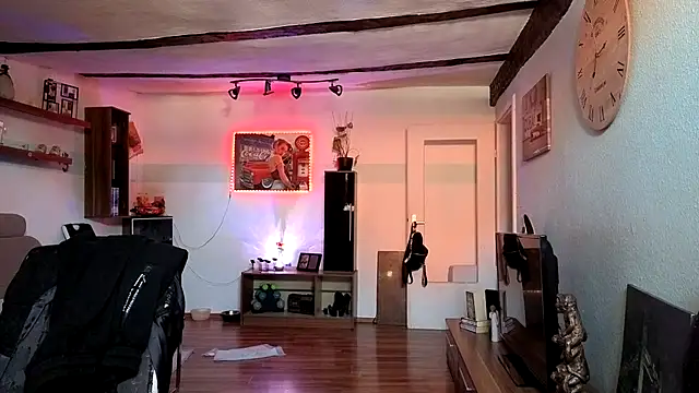 Seductively4 20 online show from 07-11-26, 12:19