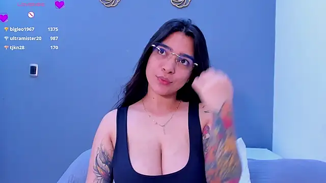 Snapshot of KamilaBetancourt chatting on 06-21-26, 12:13 KamilaBetancourt online show from 06-21-26, 12:13