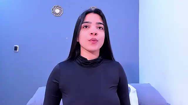 Snapshot of KamilaBetancourt chatting on 06-26-26, 01:04 KamilaBetancourt online show from 06-26-26, 01:04