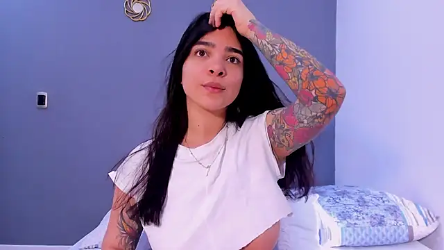 Snapshot of KamilaBetancourt chatting on 06-29-26, 12:49 KamilaBetancourt online show from 06-29-26, 12:49