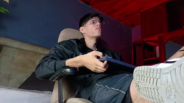 david huge online show from 01-10-26, 03:30