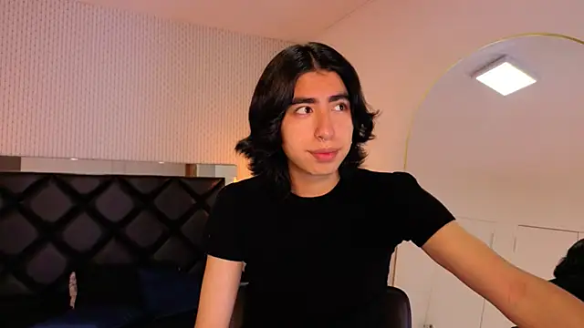 ryo light online show from 10-29-25, 07:48