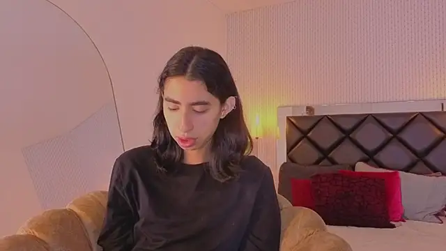 Snapshot of ryo_light chatting on 07-22-26, 05:21 ryo light online show from 07-22-26, 05:21