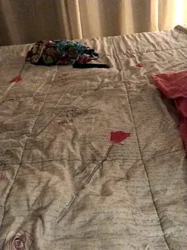 Snapshot of MusaAyla chatting on 10-29-25, 01:30 MusaAyla online show from 10-29-25, 01:30