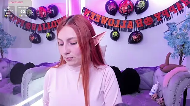 Alicia leclair online show from 10-30-25, 03:41