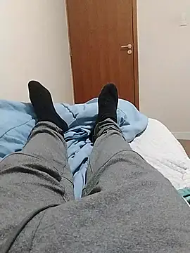 Snapshot of LeoMaduroSP chatting on 09-28-25, 01:44 LeoMaduroSP online show from 09-28-25, 01:44