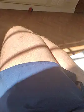 Snapshot of LeoMaduroSP chatting on 09-30-25, 11:37 LeoMaduroSP online show from 09-30-25, 11:37