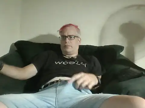 Snapshot of nerdy6 chatting on 09-22-25, 10:39 nerdy6 online show from 09-22-25, 10:39