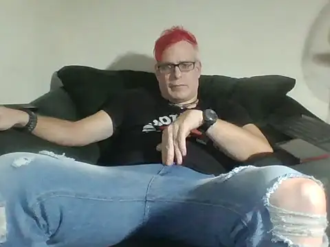 Snapshot of nerdy6 chatting on 11-09-25, 08:12 nerdy6 online show from 11-09-25, 08:12