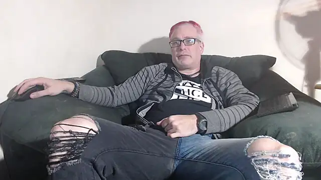 Snapshot of nerdy6 chatting on 12-02-25, 01:11 nerdy6 online show from 12-02-25, 01:11