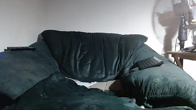 Snapshot of nerdy6 chatting on 01-06-26, 06:28 nerdy6 online show from 01-06-26, 06:28