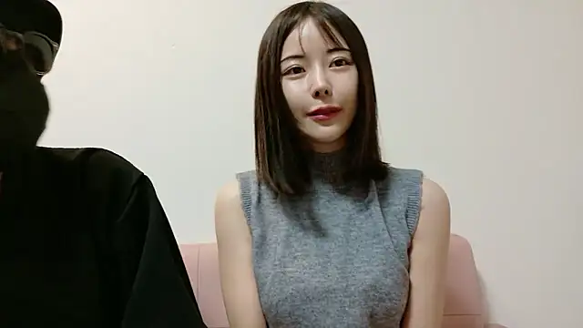 Snapshot of hinata_chan3 chatting on 10-20-25, 07:31 hinata chan3 online show from 10-20-25, 07:31