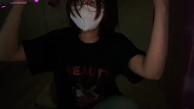 Snapshot of chii_chan_o0 chatting on 04-01-26, 02:14 chii chan o0 online show from 04-01-26, 02:14