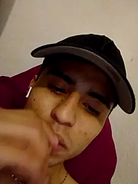 Snapshot of RSantilMorgt chatting on 04-02-26, 11:24 RSantilMorgt online show from 04-02-26, 11:24