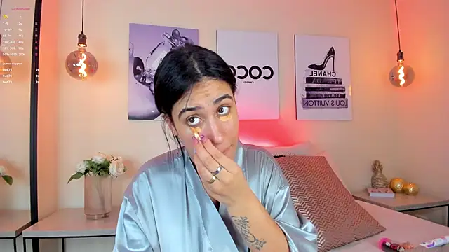 Samantha hotly online show from 04-26-26, 12:03