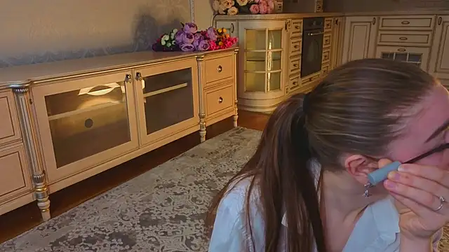 EadlinGillim online show from 10-25-25, 03:14