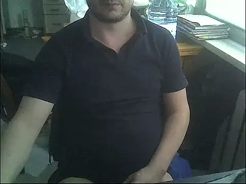 Snapshot of Andersen_69 chatting on 04-02-26, 04:37 Andersen 69 online show from 04-02-26, 04:37