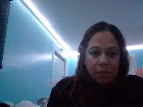 Snapshot of PrettyKittyMia chatting on 09-13-25, 11:59 PrettyKittyMia online show from 09-13-25, 11:59