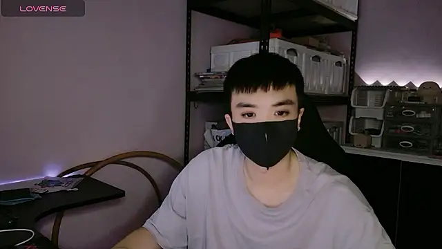 Snapshot of doggyman523 chatting on 01-12-26, 03:06 doggyman523 online show from 01-12-26, 03:06