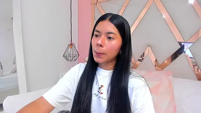 Snapshot of samantaa_shy chatting on 01-09-26, 07:48 samantaa shy online show from 01-09-26, 07:48