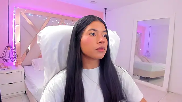 Snapshot of samantaa_shy chatting on 03-14-26, 02:28 samantaa shy online show from 03-14-26, 02:28