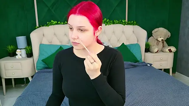 Wilda Foster online show from 09-22-25, 05:42