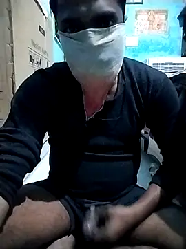 Snapshot of sanjusonk2025 chatting on 02-15-26, 07:32 sanjusonk2025 online show from 02-15-26, 07:32