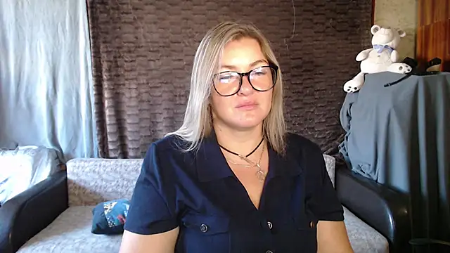 Snapshot of NikaSkylink chatting on 09-09-25, 05:29 NikaSkylink online show from 09-09-25, 05:29