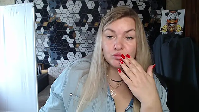 NikaSkylink online show from 05-13-26, 04:54