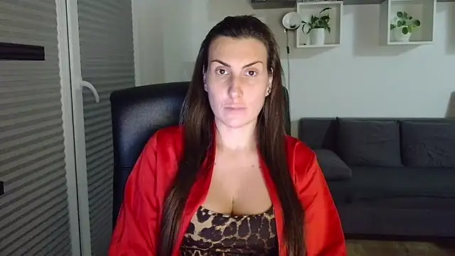 DonnaAmore online show from 10-07-25, 08:06