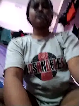 Snapshot of Fun__with__Prity chatting on 09-22-25, 05:59 Fun  with  Prity online show from 09-22-25, 05:59