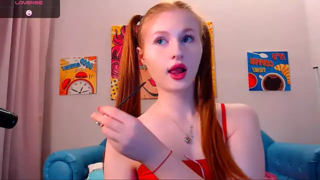 Snapshot of LuxXAngel chatting on 11-07-25, 12:10 LuxXAngel online show from 11-07-25, 12:10