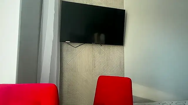 LuxXAngel online show from 04-29-26, 01:32