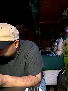 Snapshot of Jonathanfrom420 chatting on 10-05-25, 02:04 Jonathanfrom420 online show from 10-05-25, 02:04