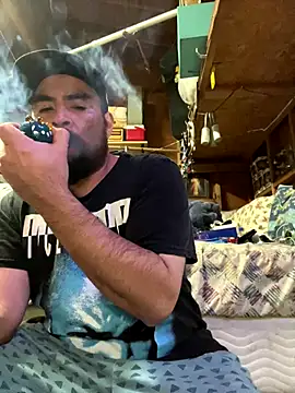 Snapshot of Jonathanfrom420 chatting on 11-26-25, 07:48 Jonathanfrom420 online show from 11-26-25, 07:48