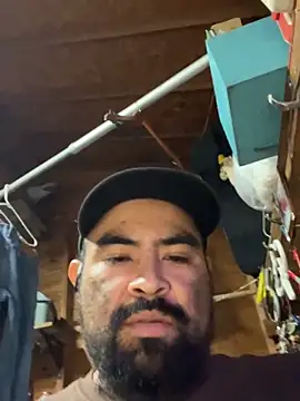 Snapshot of Jonathanfrom420 chatting on 12-19-25, 12:01 Jonathanfrom420 online show from 12-19-25, 12:01