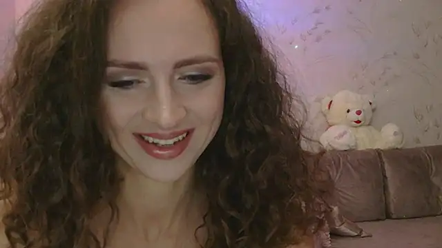 Amber Carrol online show from 12-14-25, 05:07