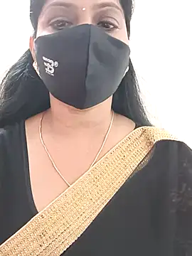 Snapshot of shivani27 chatting on 10-03-25, 08:44 shivani27 online show from 10-03-25, 08:44