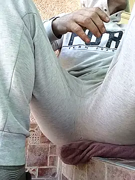 Snapshot of YzabellFabioo chatting on 03-08-26, 10:52 YzabellFabioo online show from 03-08-26, 10:52