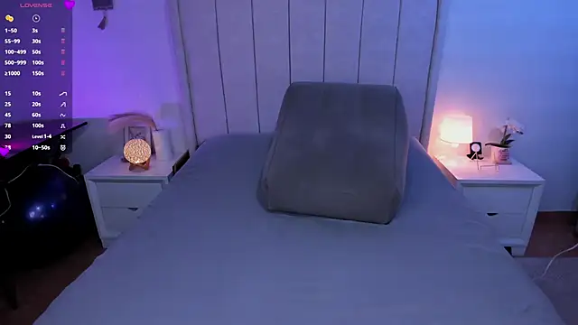 Snapshot of cristinangelco chatting on 02-28-26, 11:17 cristinangelco online show from 02-28-26, 11:17