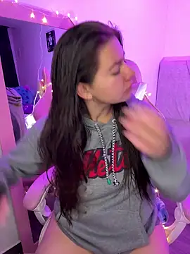 Snapshot of Stepha_babe chatting on 12-21-25, 09:16 Stepha babe online show from 12-21-25, 09:16