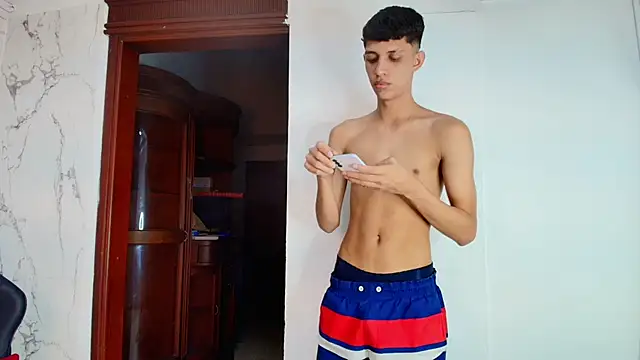 Allnei online show from 03-12-26, 09:43