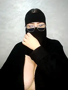 Snapshot of Arabic-loka chatting on 11-26-25, 09:32 Arabic-loka online show from 11-26-25, 09:32