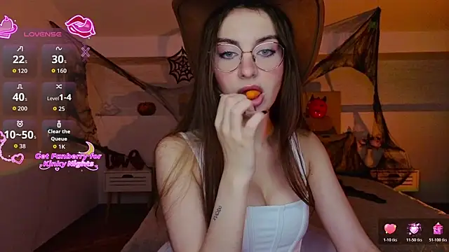 Real cutie1 online show from 10-24-25, 09:11